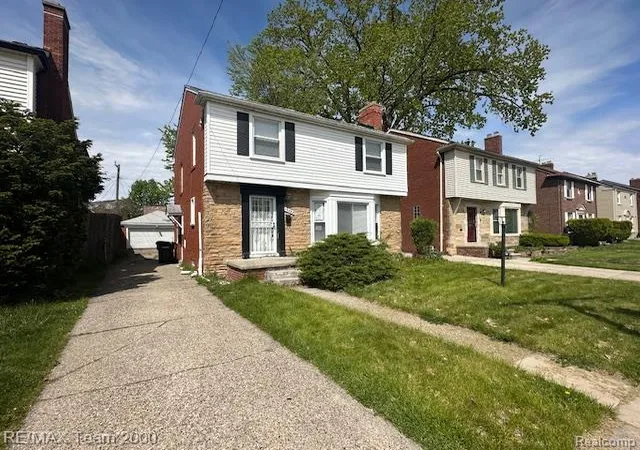 3rd image of 18453 Lauder St, Detroit, MI 48235 | MLS# 60997626