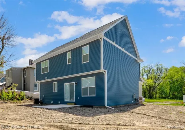 44th image of 240 W Wilson, Pontiac, MI 48341 | MLS# 60990358