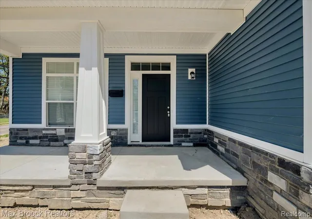 4th image of 240 W Wilson, Pontiac, MI 48341 | MLS# 60990358