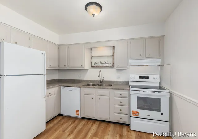 5th image of 4321-4323 Dawes Ct, Grand Rapids, MI 49508 | MLS# 70514349