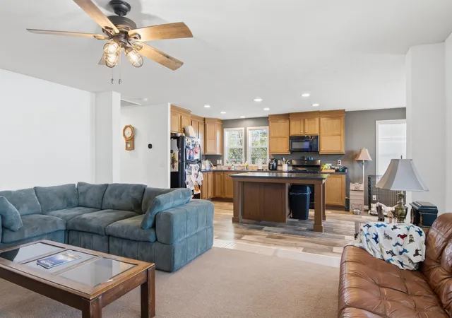 3rd image of 2111 Summerfield Ln, Traverse City, MI 49686 | MLS# 80068114