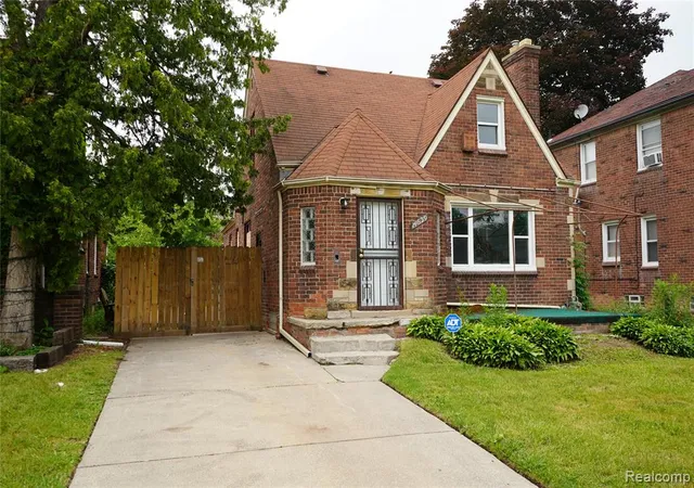 Photo 3 of Sale Pending at 14639 Mark Twain St, Detroit, MI 48227 4814 | MLS# 61008544 | Listing updated on 2026-10-20