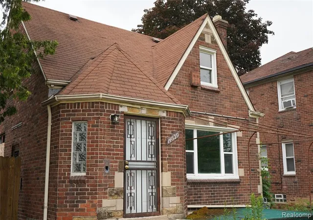 Photo 4 of Sale Pending at 14639 Mark Twain St, Detroit, MI 48227 4814 | MLS# 61008544 | Listing updated on 2026-10-20