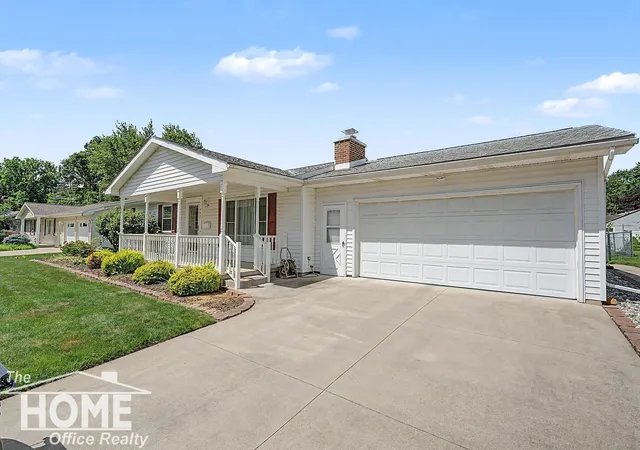 Homes for sale in Owosso, MI | 983 Krust Dr, Owosso, MI 48867 | MLS# 50211293