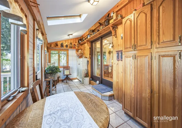 Photo 3 of Single family home for sale at 14960 White Crk Ave, Cedar Springs, MI 49319 | MLS# 70545977 | Listing updated on 2026-07-17