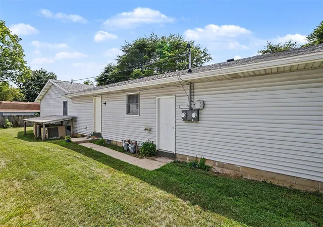 Listing Photo 3 - Condo for sale in building located at 420 Fisher St, Berrien Springs, MI 49103