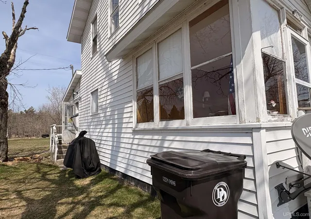 Photo 3 of Single family home for sale at 13756 Wells 212 St, Nahma, MI 49864 | MLS# 50214002 | Listing updated on 2026-08-10