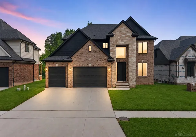 Photo 1 of Single family home for sale at 18901 Via Firenze Dr, Macomb, MI 48044 | MLS# 50215342 | Listing updated on 2026-08-13