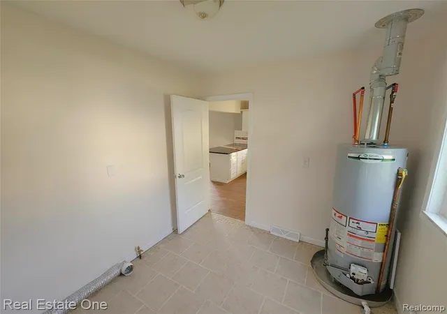 Photo 29 of Single family home for sale at 1574 E Woodruff Ave, Hazel Park, MI 48030 3314 | MLS# 60995197 | Listing updated on 2026-08-30