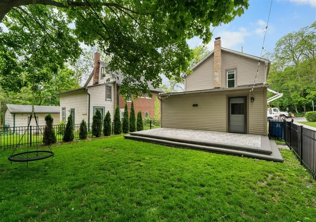 Homes for sale in Ann Arbor, MI | 703 Moore St, Ann Arbor, MI 48105 | MLS# 70533828