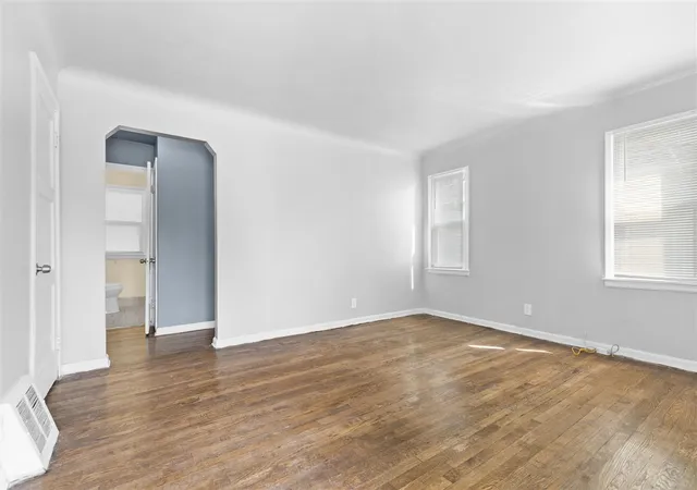 3rd image of 19990 Pinehurst St, Detroit, MI 48221 | MLS# 70527645