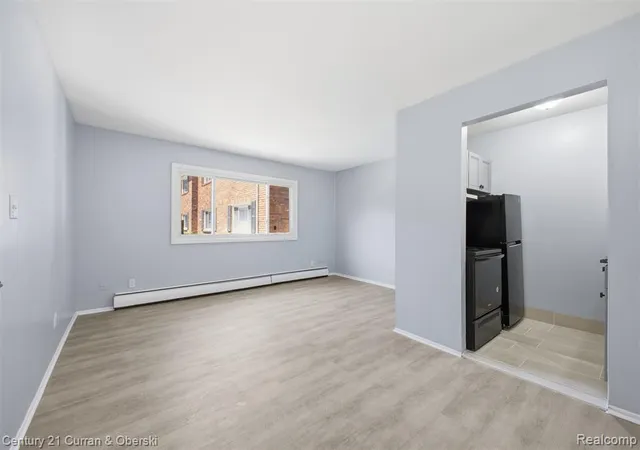 2nd image of 31831 Grand River Ave #85, Farmington, MI 48336 | MLS# 61004542