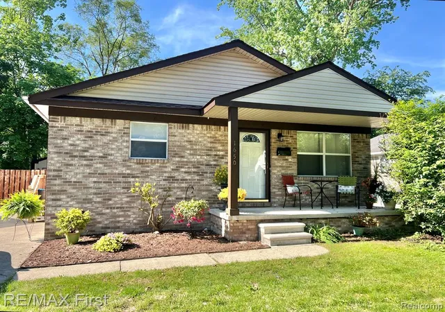 Photo 1 of Single Family Residence at 1650 Woodward Hts, Hazel Park, MI 48030 | MLS# 60997251 |  | Sold on 2026-06-30