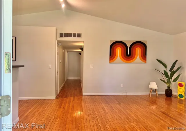 Photo 5 of Single Family Residence at 1650 Woodward Hts, Hazel Park, MI 48030 | MLS# 60997251 |  | Sold on 2026-06-30