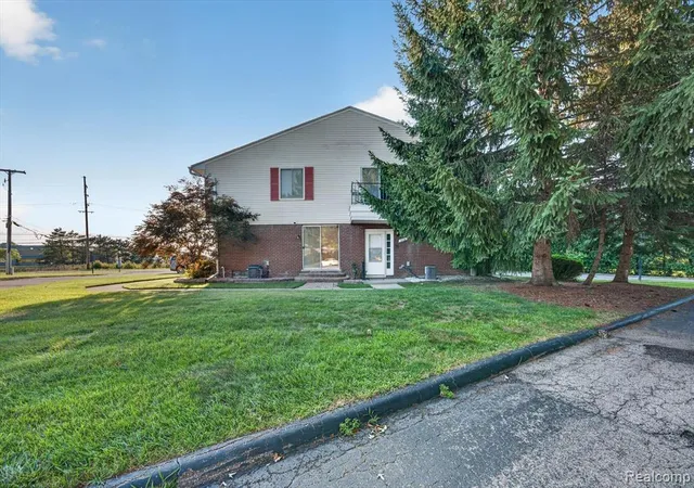 Photo 3 of Condo for sale at 51116 S Foster Rd, Chesterfield, MI 48047 | MLS# 61014763 | Listing updated on 2026-08-12