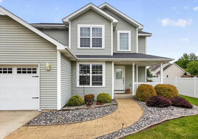 2nd image of 8914 Cottonwood Dr, Freeland, MI 48623 | MLS# 50212070