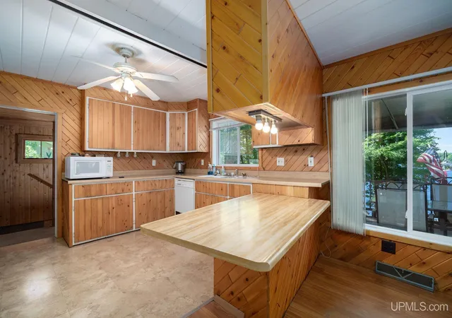 Photo 3 of Single family home for sale at 25358 Branch Rd, Michigamme, MI 49861 | MLS# 50207095 | Listing updated on 2026-09-22