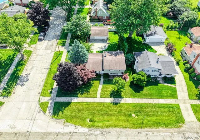 Homes for sale in Plymouth, MI | 11860 Riverside Dr, Plymouth, MI 48170 | MLS# 61007179