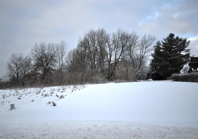 Photo 2 of Land for sale at 2891 Hunters Run, Kalamazoo, MI 49048 | MLS# 70447334 | Listing updated on 2025-12-16