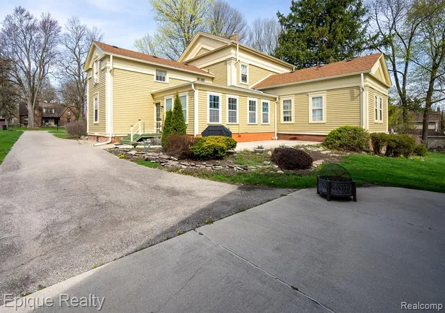 3rd image of 117 Bradley St, Romeo, MI 48065 | MLS# 60389549