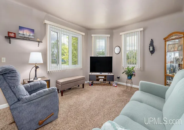 Photo 3 of Single family home for sale at 1402 N 16th Street, Escanaba, MI 49829 | MLS# 50212213 | Listing updated on 2026-06-25