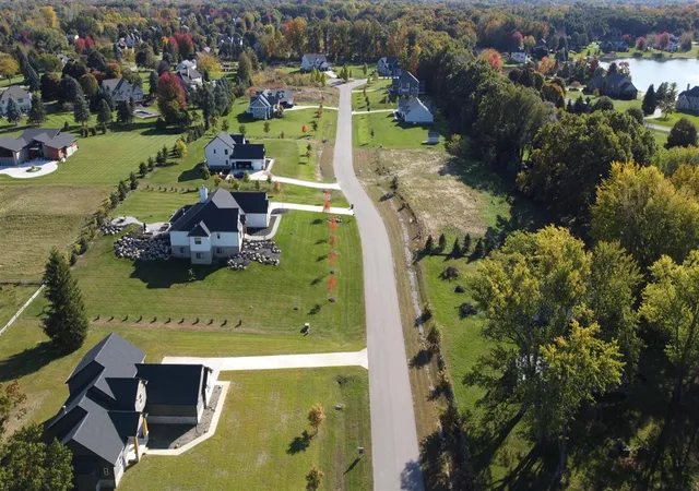 22nd image of 9004 Charter Oak Ln, Saline, MI 48176 | MLS# 70436099