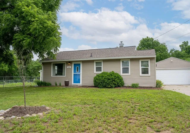 Homes for sale in Grand Rapids, MI | 6424 College Ave, Grand Rapids, MI 49548 | MLS# 70542750