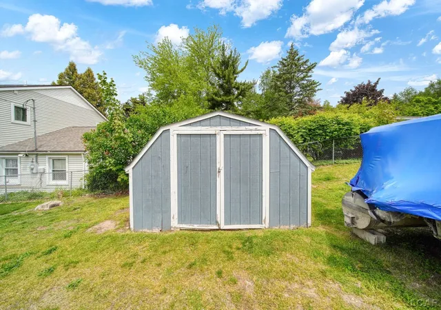 4th image of 4834 Round Lake Hwy, Manitou Beach, MI 49253 | MLS# 50208730