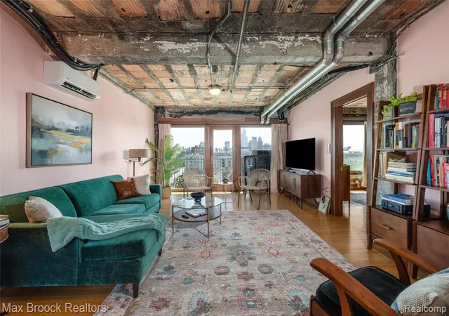 4th image of 2915 John R St #509, Detroit, MI 48201 | MLS# 60994857