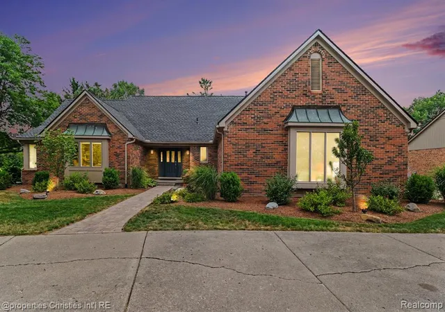 Photo 1 of Sale Pending at 25219 Bridlepath Ln, Farmington Hills, MI 48335 | MLS# 61021419 | Listing updated on 2026-08-18