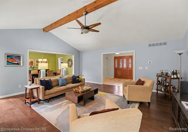 Photo 5 of Sale Pending at 25219 Bridlepath Ln, Farmington Hills, MI 48335 | MLS# 61021419 | Listing updated on 2026-08-18