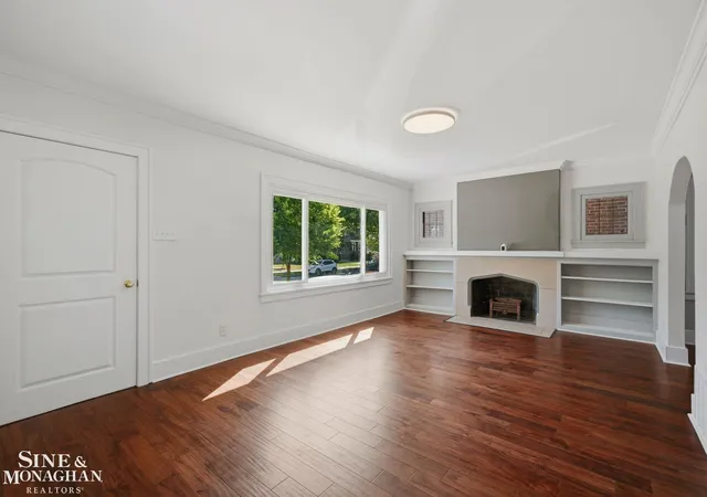 Photo 2 of Single family home for sale at 591 Chalmers St, Detroit, MI 48215 | MLS# 50220199 | Listing updated on 2026-09-11