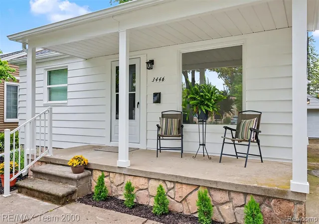 Photo 4 of Sale Pending at 3446 Dudley St, Dearborn, MI 48124 | MLS# 61026186 | Listing updated on 2026-09-02
