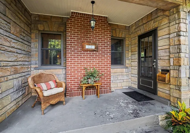 2nd image of 129 S Berkley St, Kalamazoo, MI 49006 | MLS# 70553244