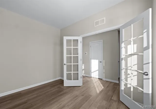 Photo 4 of Condo for sale at 20861 E Kilburn Dr, Macomb, MI 48044 | MLS# 61007734 | Listing updated on 2026-08-10