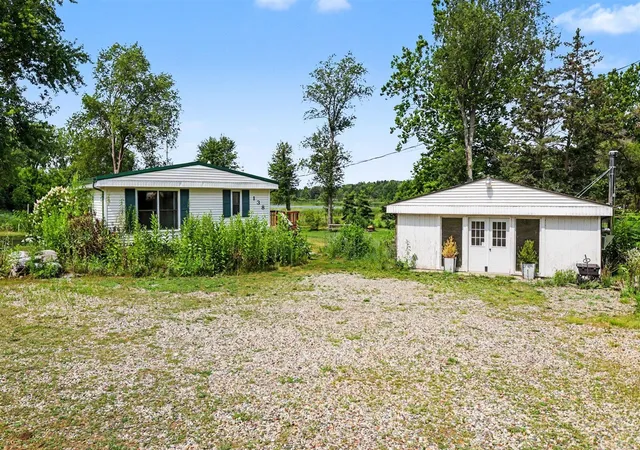 1st image of 138 S Snow Prairie Rd, Coldwater, MI 49036 | MLS# 70548717