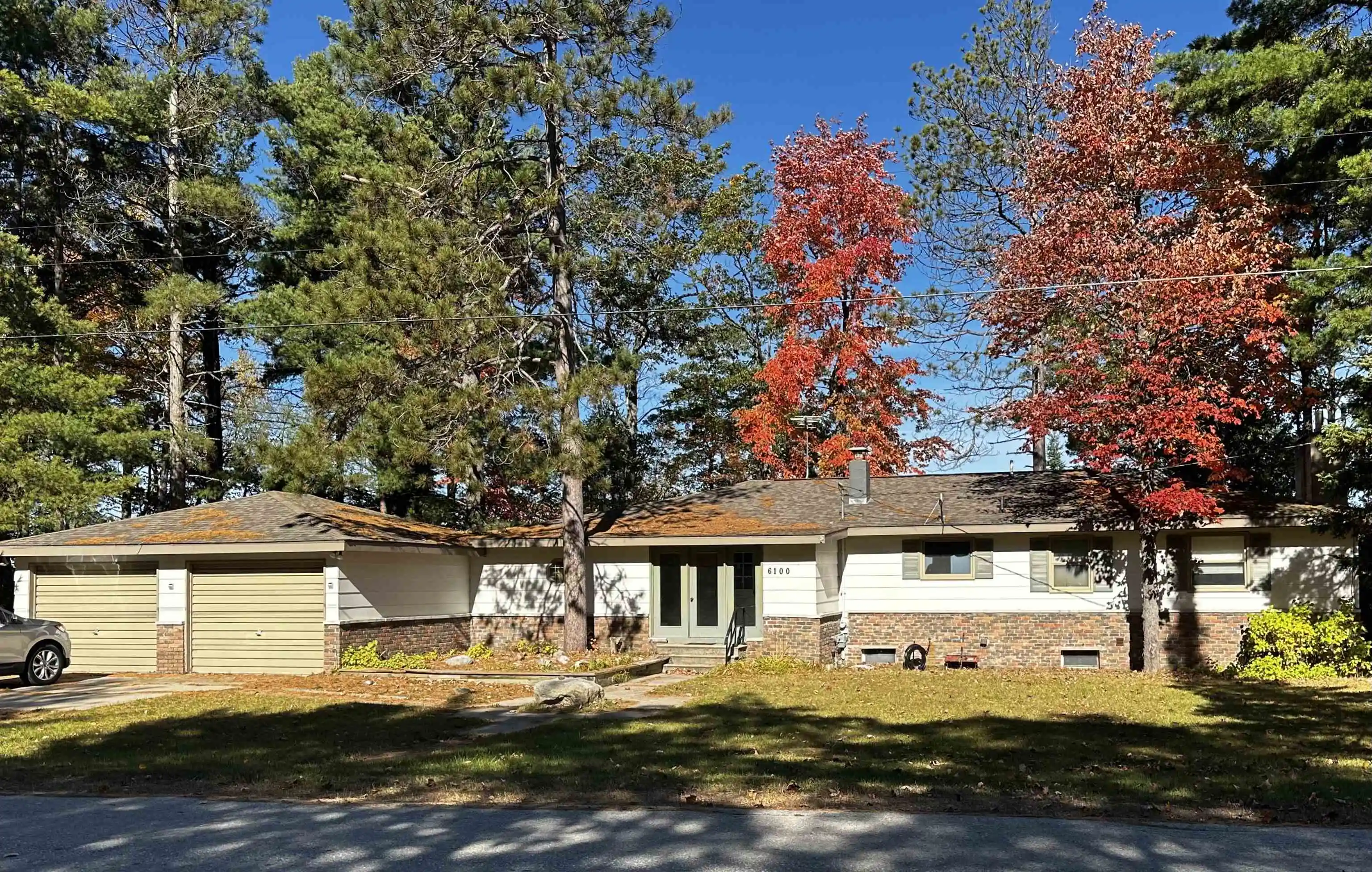 Photo 1 of Single family home for sale at 6100 Beach Rd, Rogers City, MI 49779 | MLS# 80074803 | Listing updated on 2026-10-26