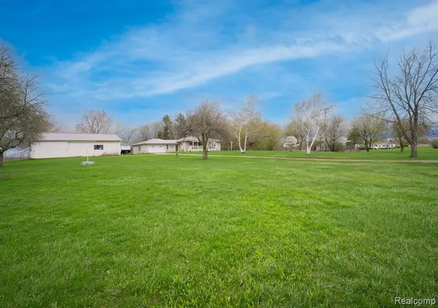 Homes for sale in Imlay City, MI | 2890 Graham Rd, Imlay City, MI 48444 | MLS# 60985743