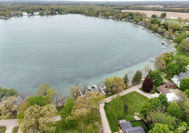 Homes for sale in Three Rivers, MI | 20160 Parkway Ave, Three Rivers, MI 49093 | MLS# 70544784