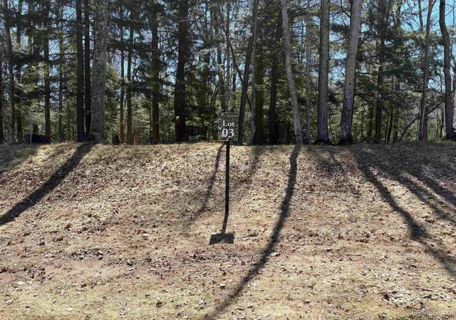 1st image of 3108 Hemlock Dr, Marquette, MI 49855 | MLS# 50208163