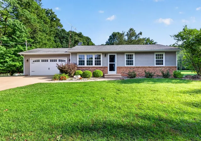 1st image of 7858 W X Y Ave, Schoolcraft, MI 49087 | MLS# 70545206