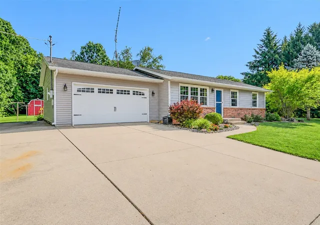 2nd image of 7858 W X Y Ave, Schoolcraft, MI 49087 | MLS# 70545206