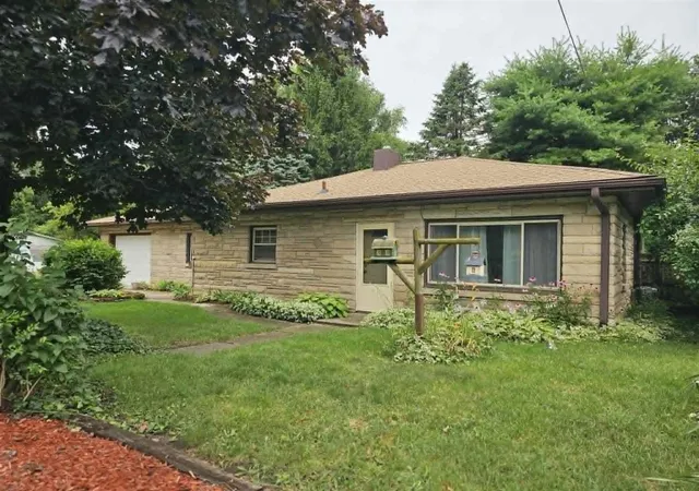Homes for sale in Jackson, MI | 1114 N Elm Ave, Jackson, MI 49202 | MLS# 70544191