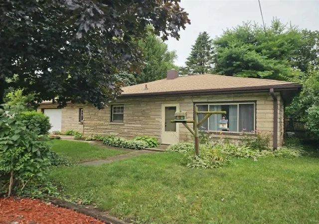 Homes for sale in Jackson, MI | 1114 N Elm Ave, Jackson, MI 49202 | MLS# 70544191