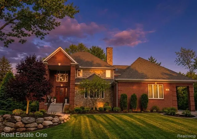 Photo 1 of Sale Pending at 960 Hill Holw Ln, Milford, MI 48381 4727 | MLS# 61006370 | Listing updated on 2026-08-28