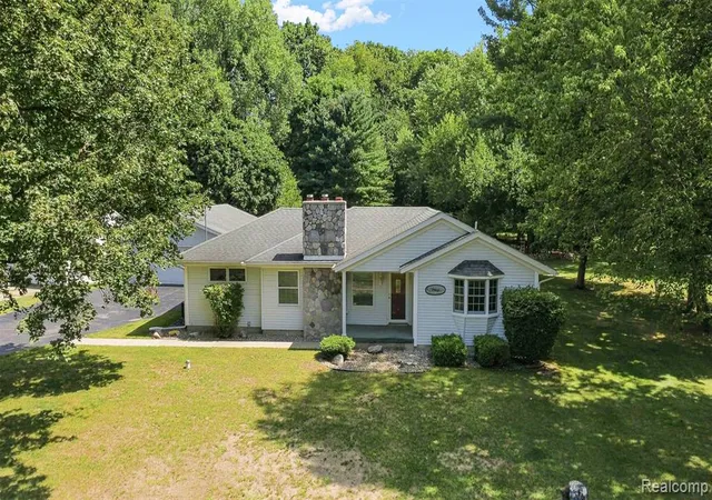 Photo 2 of Single family home for sale at 7150 Heath St, Genesee, MI 48437 7702 | MLS# 61025143 | Listing updated on 2026-09-16