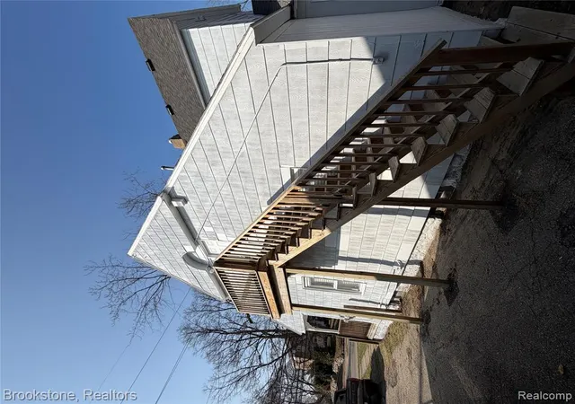 5th image of 398 N Saginaw St, Pontiac, MI 48342 | MLS# 60976670