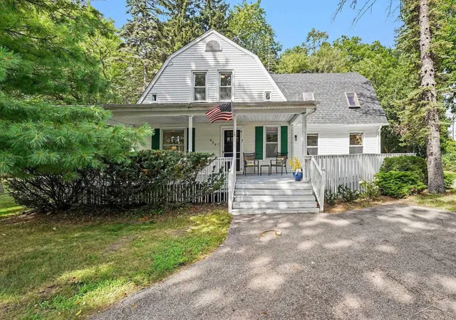 image of 800 S Center Rd, Saginaw, MI 48638 | MLS# 50219376