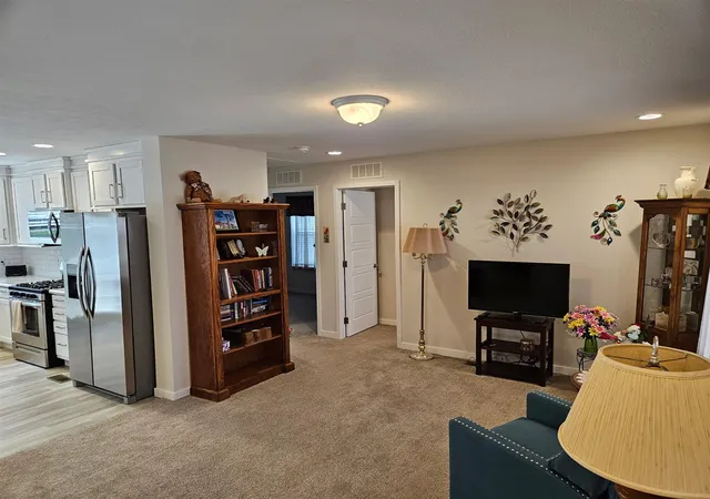 Homes for sale in Jenison, MI | 6543 W Meadowlark Dr, Jenison, MI 49428 | MLS# 70524203