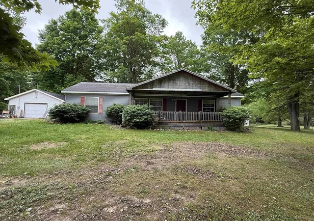 Homes for sale in Gladwin, MI | 10263 Maple Valley Rd, Gladwin, MI 48624 | MLS# 50212611